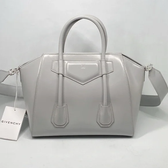 Givenchy Antigona Lock Shoulder Bag - Picture 5 of 16